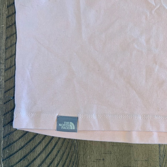 The North Face pink fitted cropped tank size XS - Picture 5 of 7